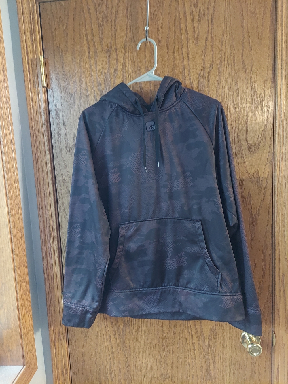 AND1 Men's Medium Camo Long Sleeve Hoodie Sweatshirt Dark Charcoal Gray